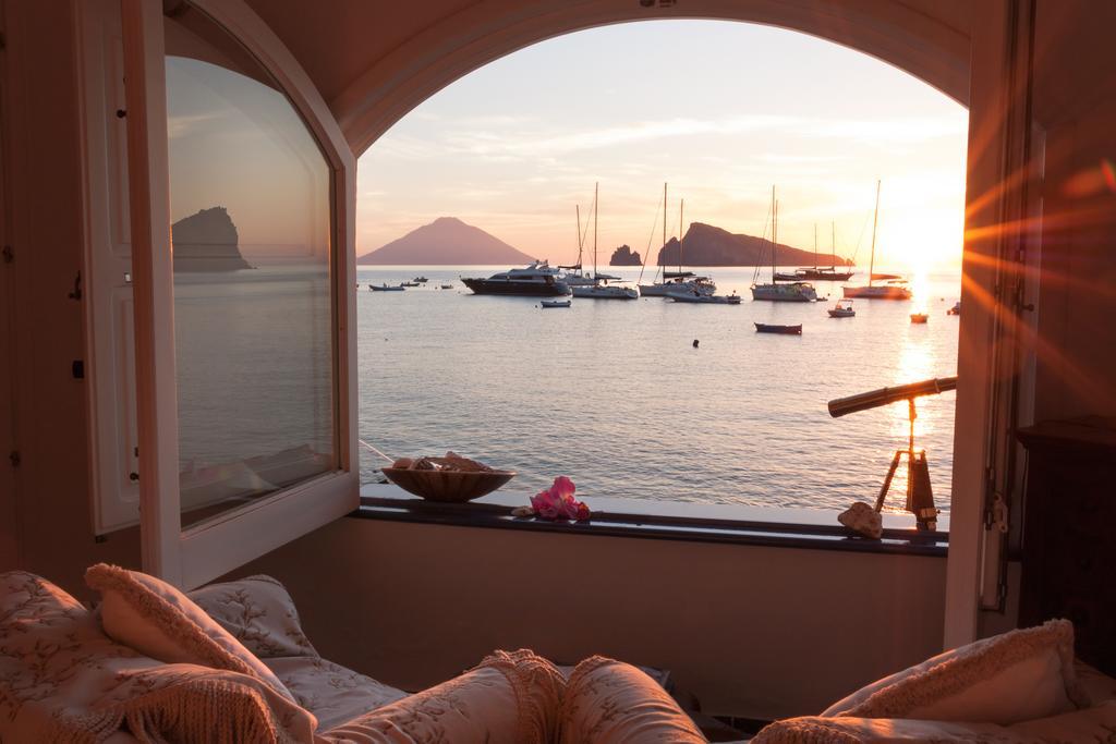 Villa Il Galeone Panarea Room photo