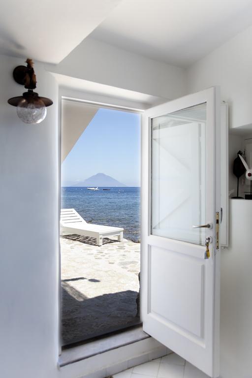 Villa Il Galeone Panarea Room photo